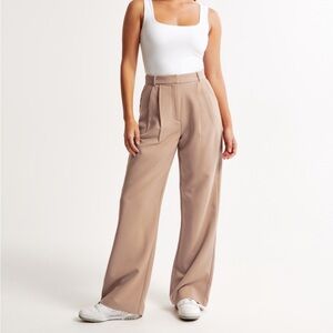 New with tags! Abercrombie curve love A&F Sloan tailored wide leg trouser